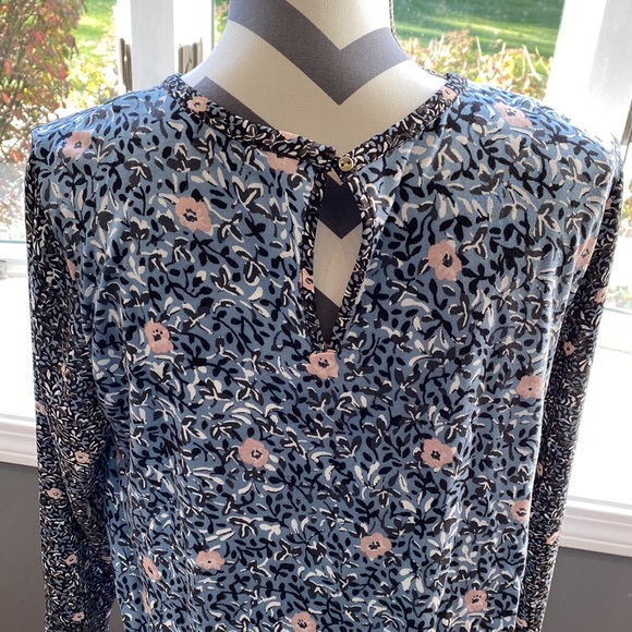 Ann Taylor Loft top - Picture 4 of 4